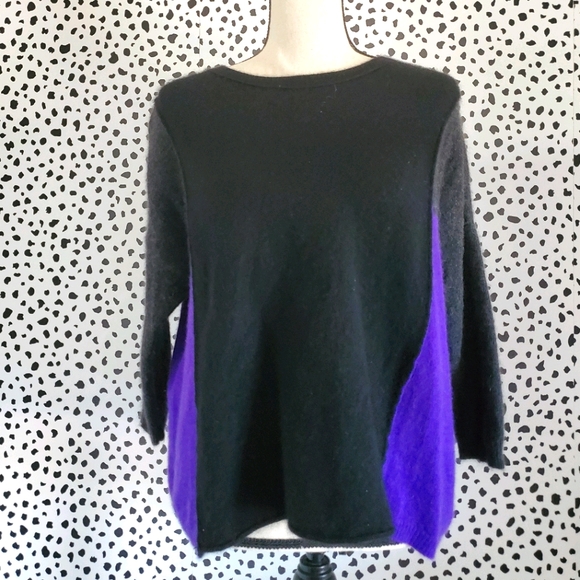 100% cashmere colorblock sweater - Picture 1 of 4